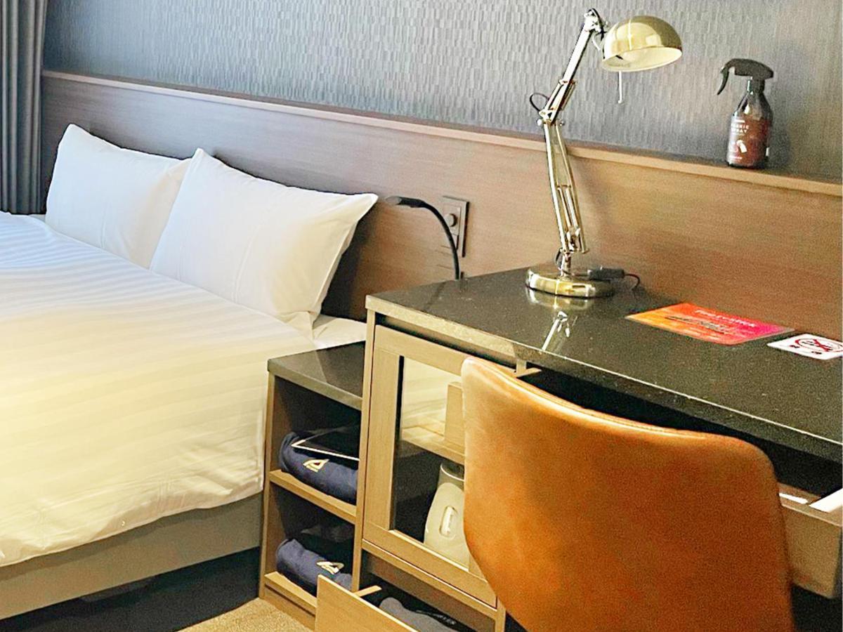 โฮเต็ล อเบส แกรนด์ ทาคาซึกิ Hotel ทะกะสึกิ ภายนอก รูปภาพ