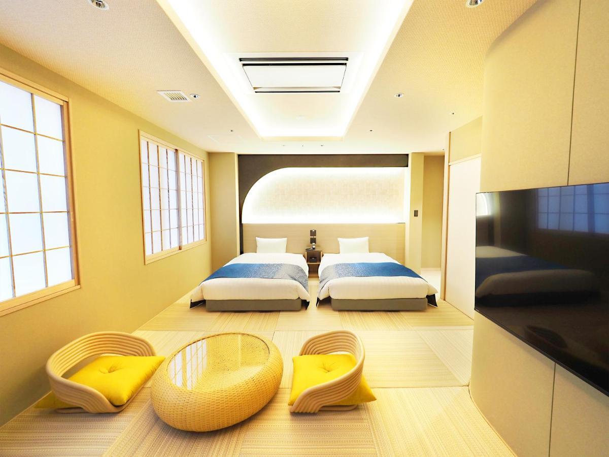 โฮเต็ล อเบส แกรนด์ ทาคาซึกิ Hotel ทะกะสึกิ ภายนอก รูปภาพ